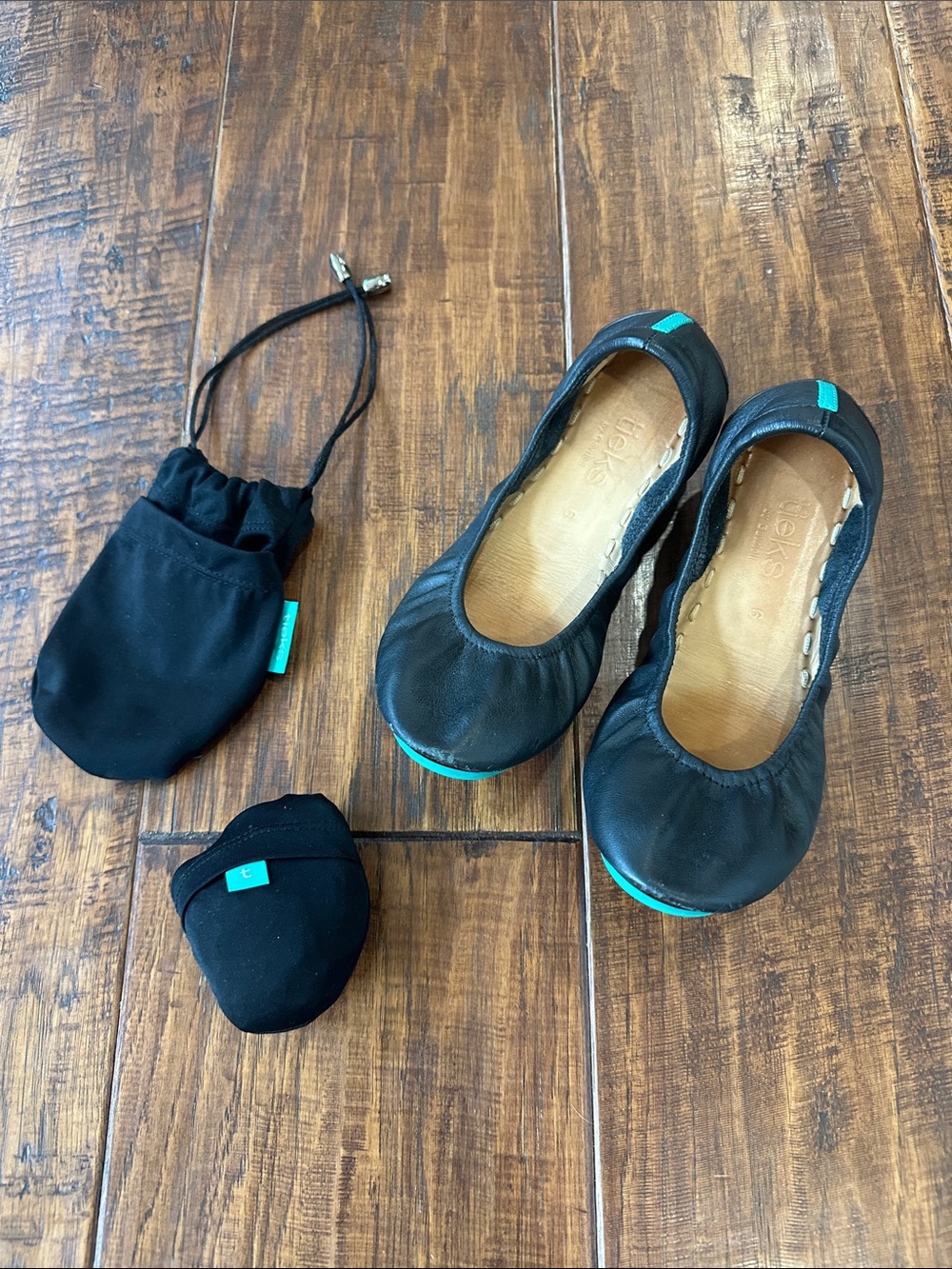 Tieks Matte Black Ballet Flats with Teal Accent Size 6